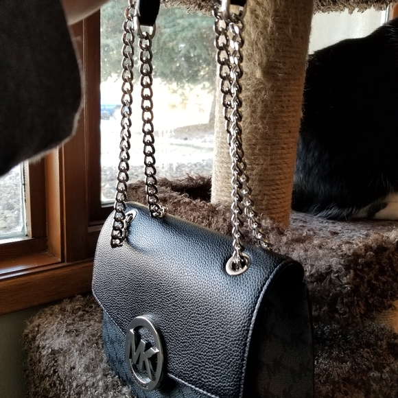 Michael Kors Purse - Picture 4 of 12